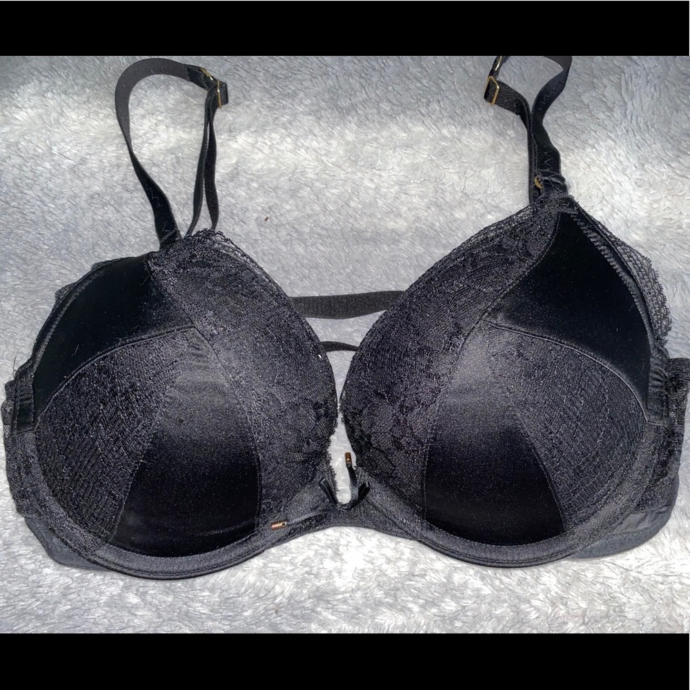 Victoria’s Secret bra